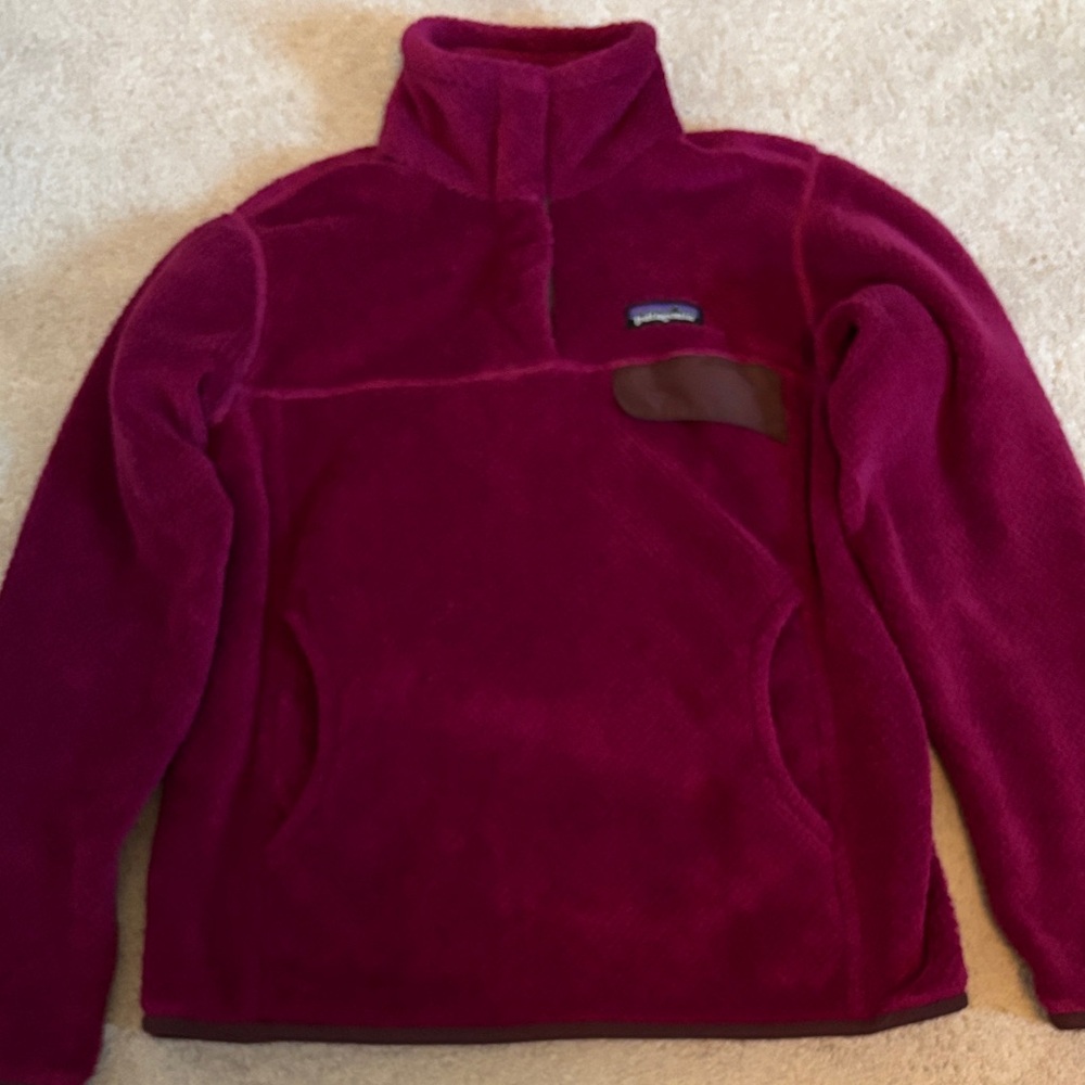 Patagonia pullover - magenta with brown accents - barely worn!